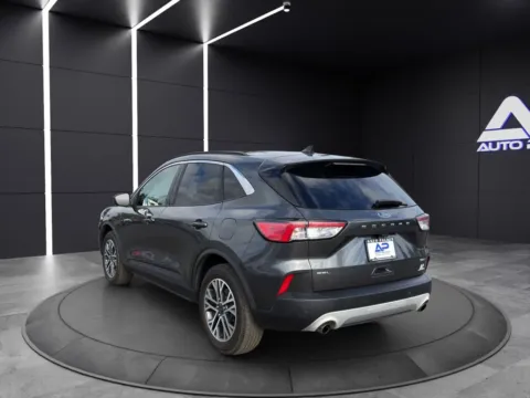 Photos of 2020 FORD ESCAPE SEL for sale in Columbus, OH at Auto Palace