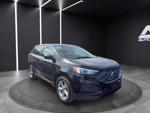 Black 2019 FORD EDGE SE KBB VALUE 13K WOW for sale in Columbus, OH