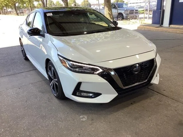 White 2023 NISSAN SENTRA SR KBB VALUE 21K WOW for sale in Columbus, OH