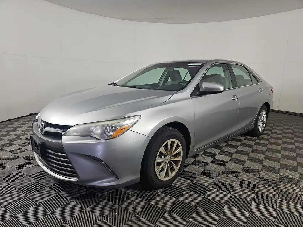 Silver 2016 TOYOTA CAMRY LE for sale in Columbus, OH