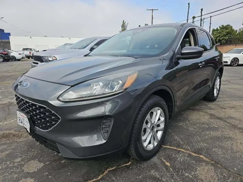 Gray 2020 FORD ESCAPE SE for sale in Columbus, OH