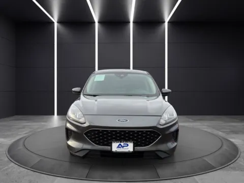 Photos of 2020 FORD ESCAPE SE LOWEST PRICE AROUND for sale in Columbus, OH at Auto Palace