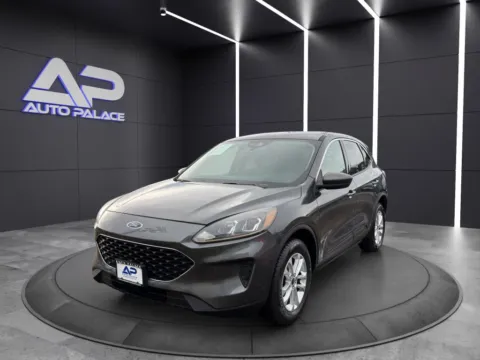 Gray 2020 FORD ESCAPE SE LOWEST PRICE AROUND for sale in Columbus, OH