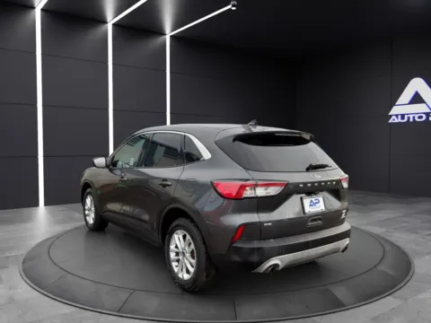 More photos of 2020 FORD ESCAPE SE LOWEST PRICE AROUND at Auto Palace, OH