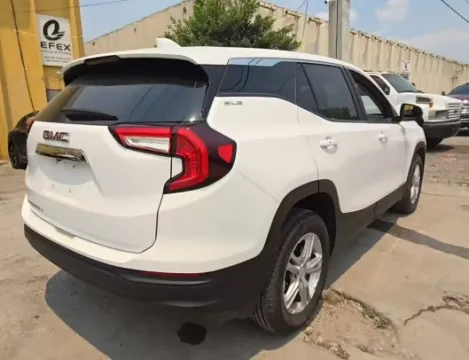 Photos of 2024 GMC TERRAIN SLE for sale in Columbus, OH at Auto Palace