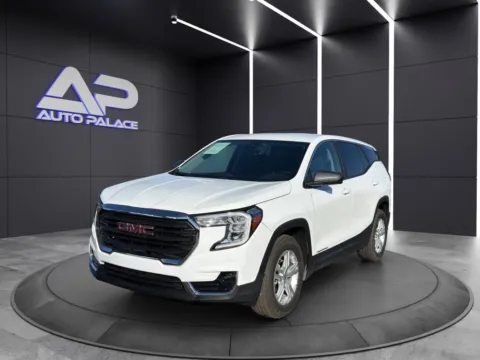 White 2024 GMC TERRAIN SLE for sale in Columbus, OH