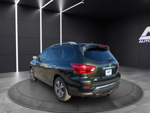 More photos of 2020 NISSAN PATHFINDER SV KBB VALUE 18K WOW at Auto Palace, OH