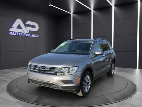 Silver 2019 VOLKSWAGEN TIGUAN SE KBB VALUE 16K 3RD ROW SEATS for sale in Columbus, OH