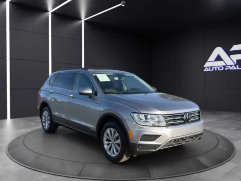 Another view of 2019 VOLKSWAGEN TIGUAN SE KBB VALUE 16K 3RD ROW SEATS for sale in Columbus, OH at Auto Palace