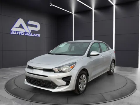 Silver 2022 KIA RIO LX for sale in Columbus, OH