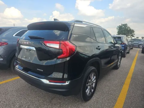 Photos of 2024 GMC TERRAIN SLT for sale in Columbus, OH at Auto Palace