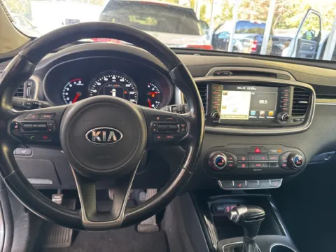 More photos of 2016 Kia Sorento SX at Automaxx of the Carolinas, SC