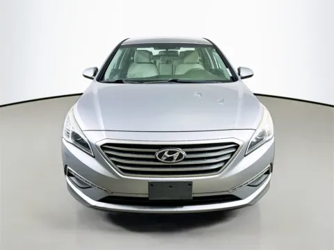 Photos of 2015 Hyundai Sonata SE for sale in Summerville, SC at Automaxx of the Carolinas