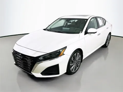 Another view of 2024 Nissan Altima 2.5 SL for sale in Summerville, SC at Automaxx of the Carolinas