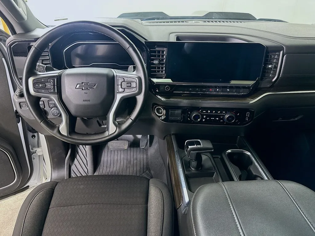 2024 Chevrolet Silverado 1500 LT Trail Boss - Photo 17