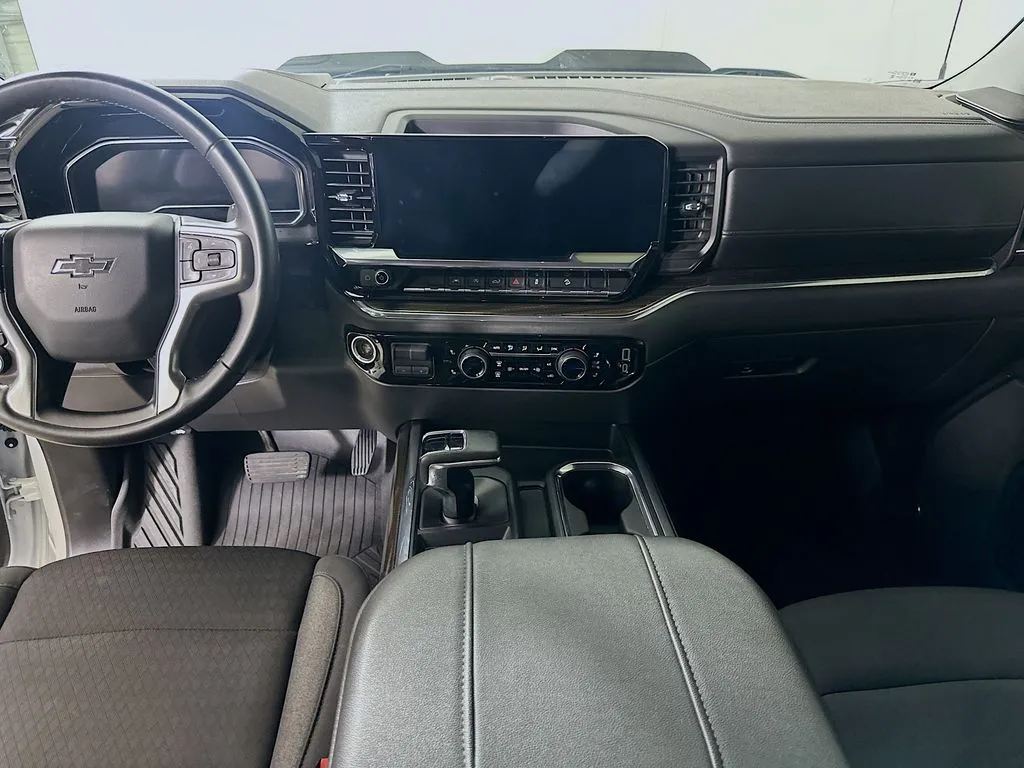 2024 Chevrolet Silverado 1500 LT Trail Boss - Photo 18