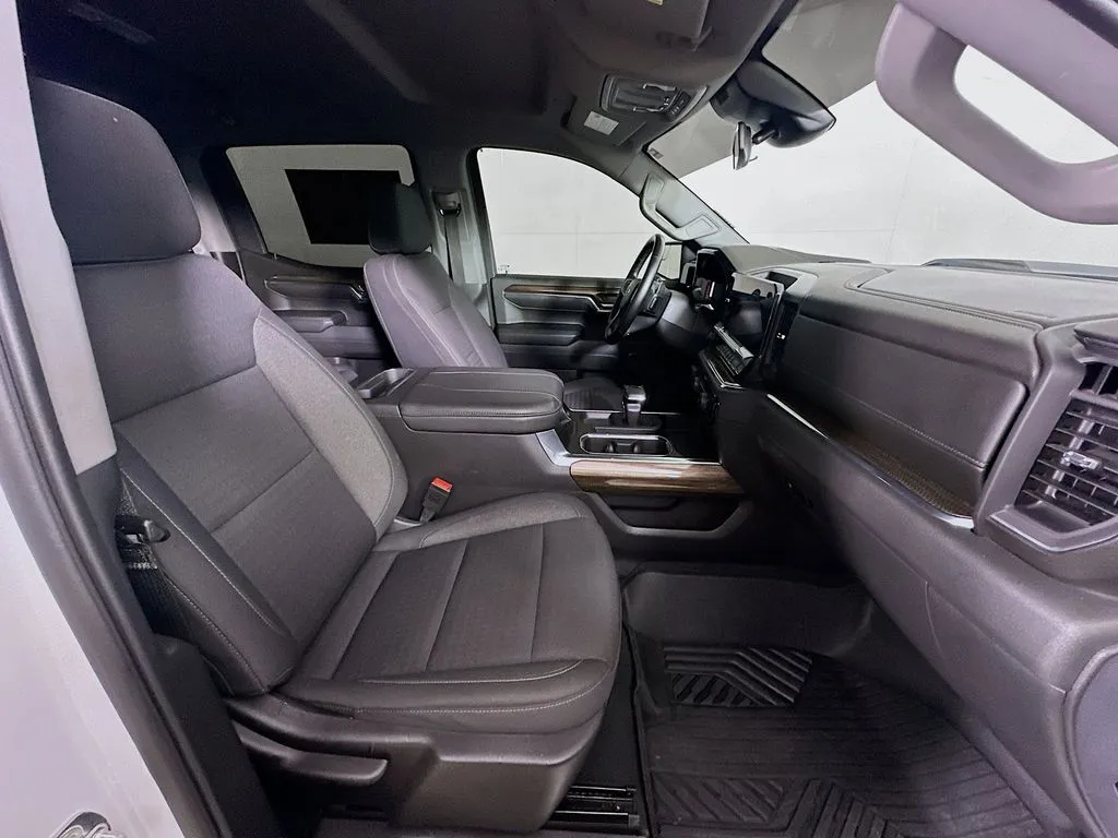2024 Chevrolet Silverado 1500 LT Trail Boss - Photo 12