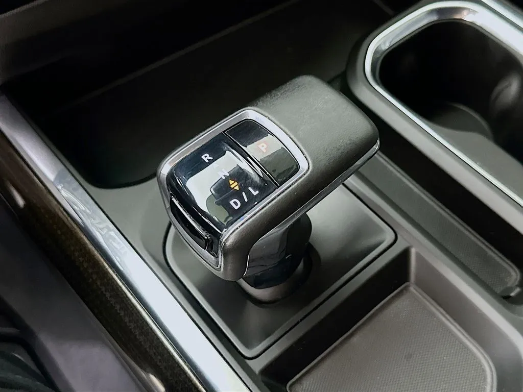 2024 Chevrolet Silverado 1500 LT Trail Boss - Photo 32