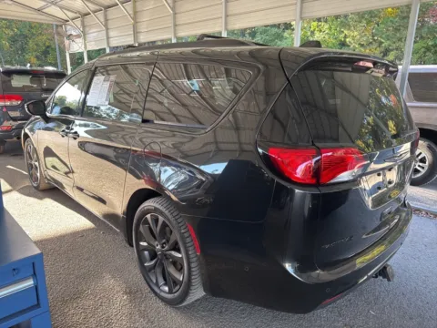 More photos of 2020 Chrysler Pacifica Limited at Automaxx of the Carolinas, SC