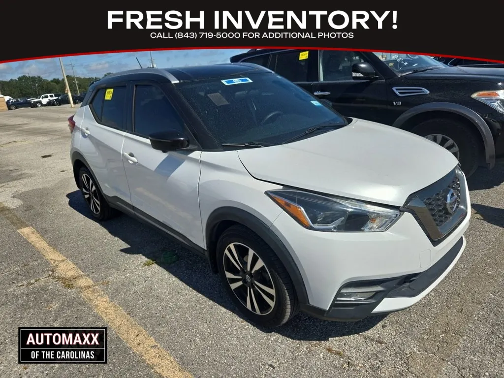 White 2019 Nissan Kicks SR for sale in Summerville, SC