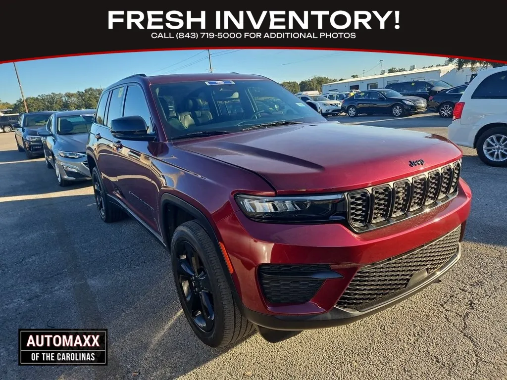 Red 2022 Jeep Grand Cherokee Altitude for sale in Summerville, SC