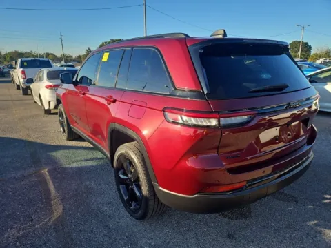 Another view of 2022 Jeep Grand Cherokee Altitude for sale in Summerville, SC at Automaxx of the Carolinas