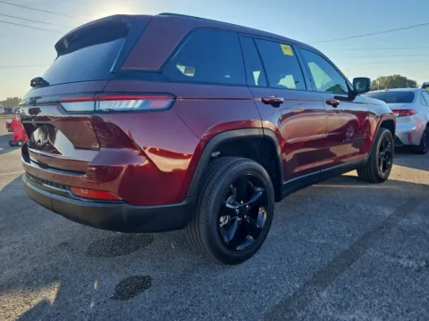 More photos of 2022 Jeep Grand Cherokee Altitude at Automaxx of the Carolinas, SC
