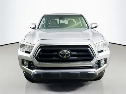 Photos of 2020 Toyota Tacoma SR5 for sale in Summerville, SC at Automaxx of the Carolinas