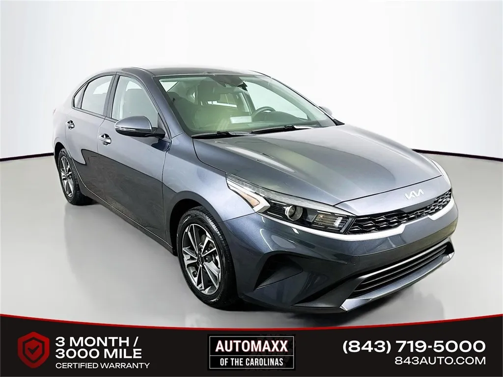 2023 Kia Forte LXS's photo