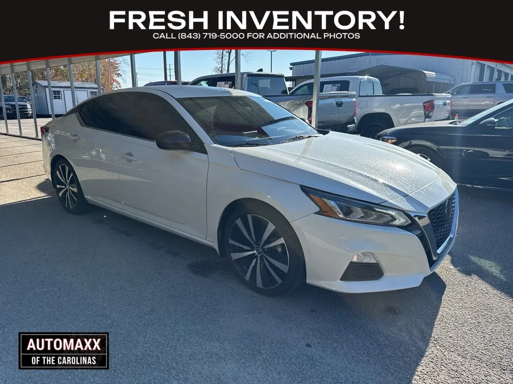 White 2022 Nissan Altima 2.5 SR for sale in Summerville, SC