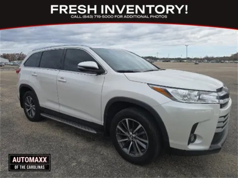 White 2019 Toyota Highlander XLE for sale in Summerville, SC