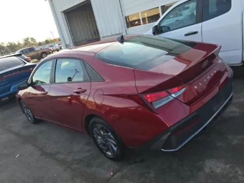 More photos of 2024 Hyundai Elantra SEL at Automaxx of the Carolinas, SC