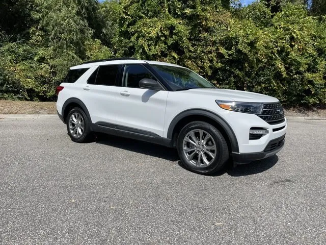 White 2020 Ford Explorer XLT for sale in Summerville, SC