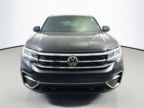 Photos of 2021 Volkswagen Atlas Cross Sport 3.6L V6 SE w/Technology R-Line for sale in Summerville, SC at Automaxx of the Carolinas