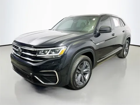 Another view of 2021 Volkswagen Atlas Cross Sport 3.6L V6 SE w/Technology R-Line for sale in Summerville, SC at Automaxx of the Carolinas