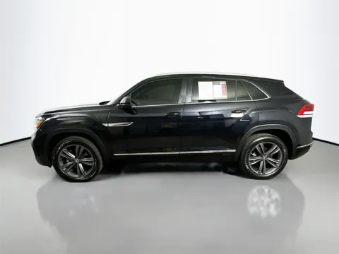 More photos of 2021 Volkswagen Atlas Cross Sport 3.6L V6 SE w/Technology R-Line at Automaxx of the Carolinas, SC