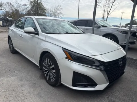 Photos of 2023 Nissan Altima 2.5 SV for sale in Summerville, SC at Automaxx of the Carolinas