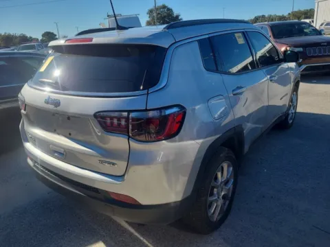 More photos of 2024 Jeep Compass Latitude Lux at Automaxx of the Carolinas, SC