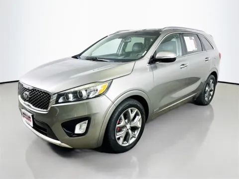 Another view of 2016 Kia Sorento SX for sale in Summerville, SC at Automaxx of the Carolinas