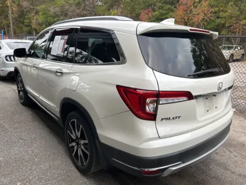More photos of 2019 Honda Pilot Elite at Automaxx of the Carolinas, SC
