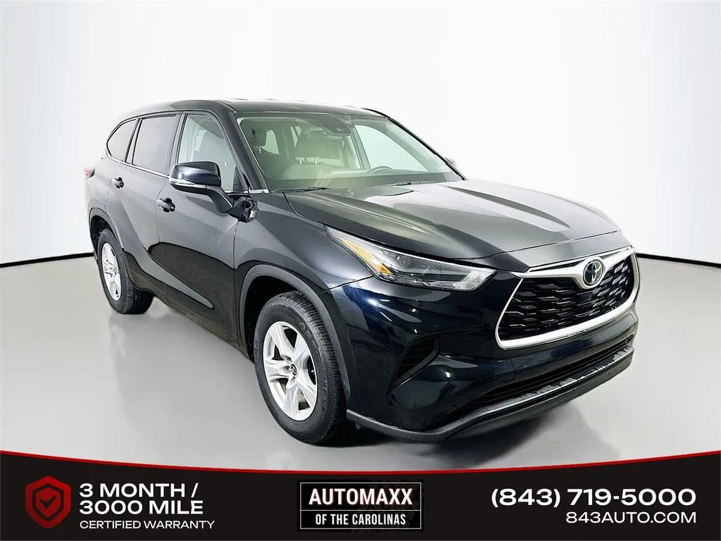 Black 2022 Toyota Highlander L for sale in Summerville, SC