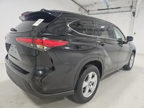 Another view of 2022 Toyota Highlander L for sale in Summerville, SC at Automaxx of the Carolinas