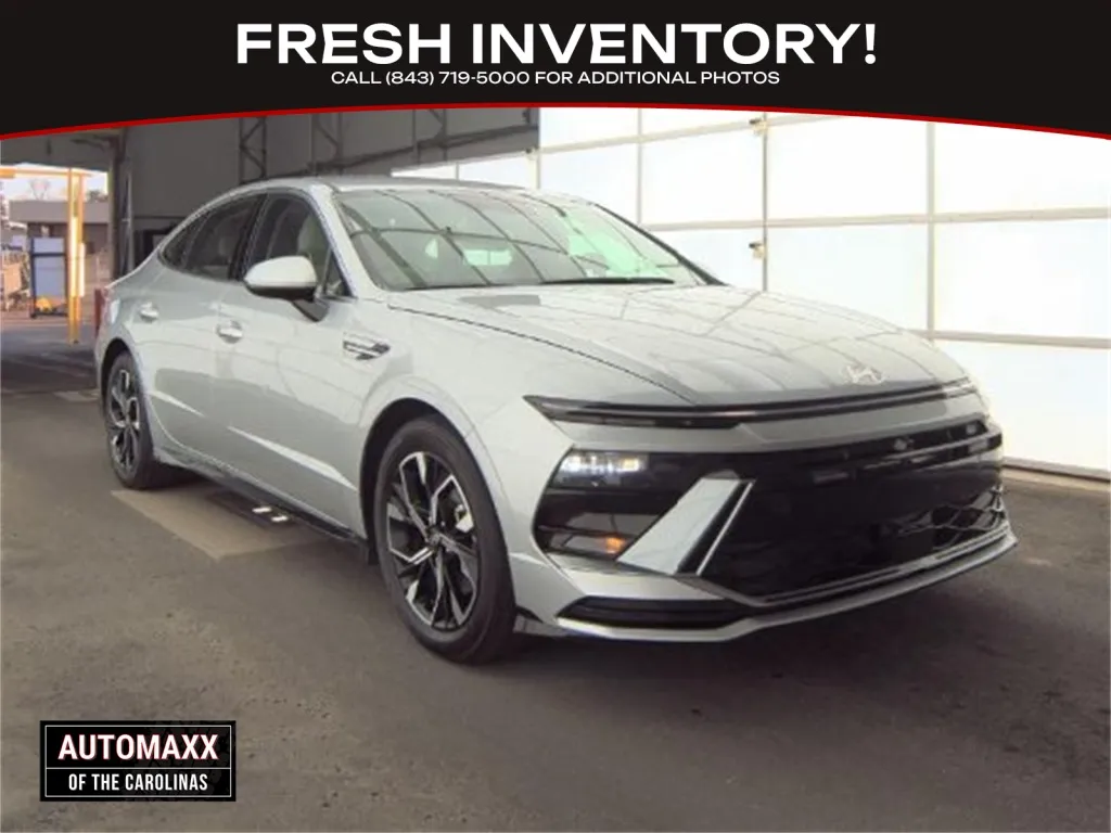 Silver 2024 Hyundai Sonata SEL for sale in Summerville, SC