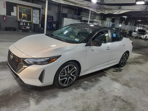 Photos of 2025 Nissan Sentra SR for sale in Summerville, SC at Automaxx of the Carolinas