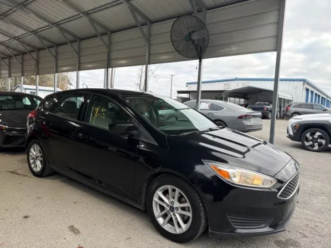 Black 2018 Ford Focus SE for sale in Summerville, SC
