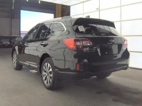 More photos of 2017 Subaru Outback 2.5i at Automaxx of the Carolinas, SC