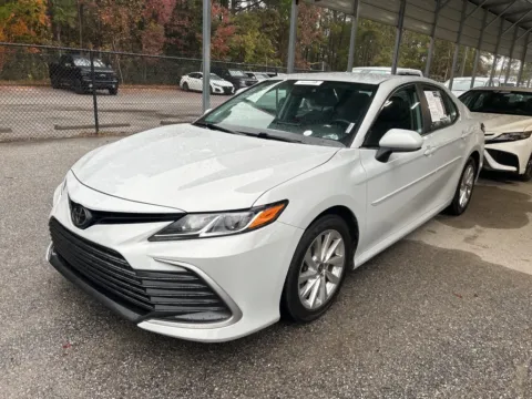 White 2023 Toyota Camry LE for sale in Summerville, SC
