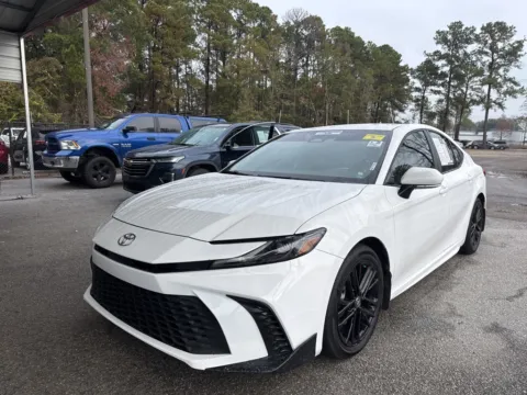 White 2025 Toyota Camry SE for sale in Summerville, SC