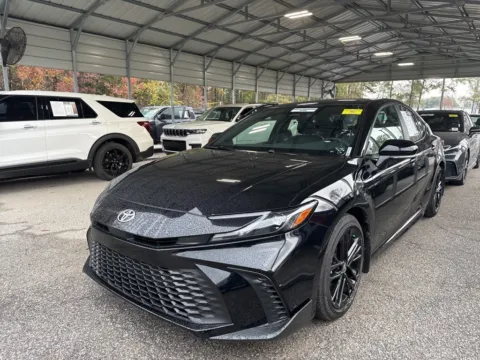 Black 2025 Toyota Camry SE for sale in Summerville, SC