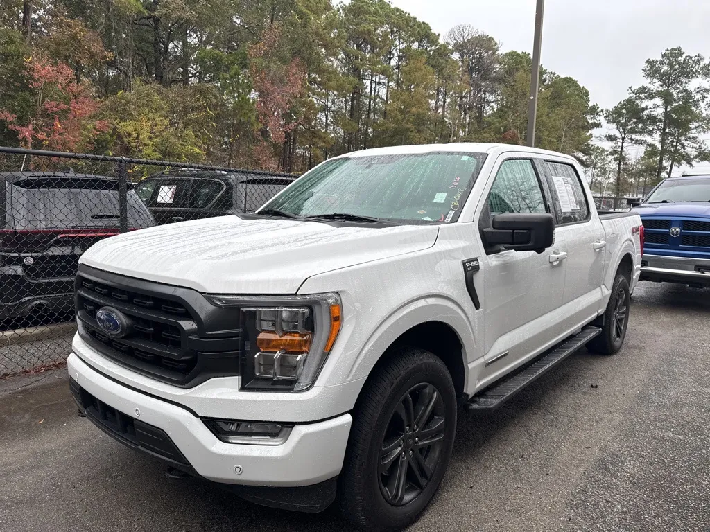 2021 Ford F-150 XLT's photo